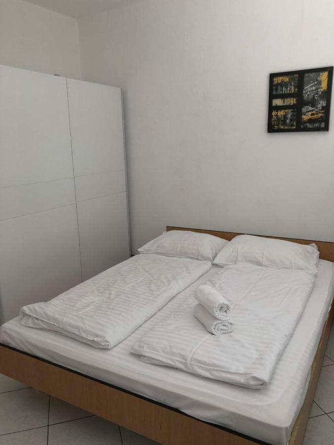 Apartments Tepavac ノヴィ・ヴィノドロスキー エクステリア 写真